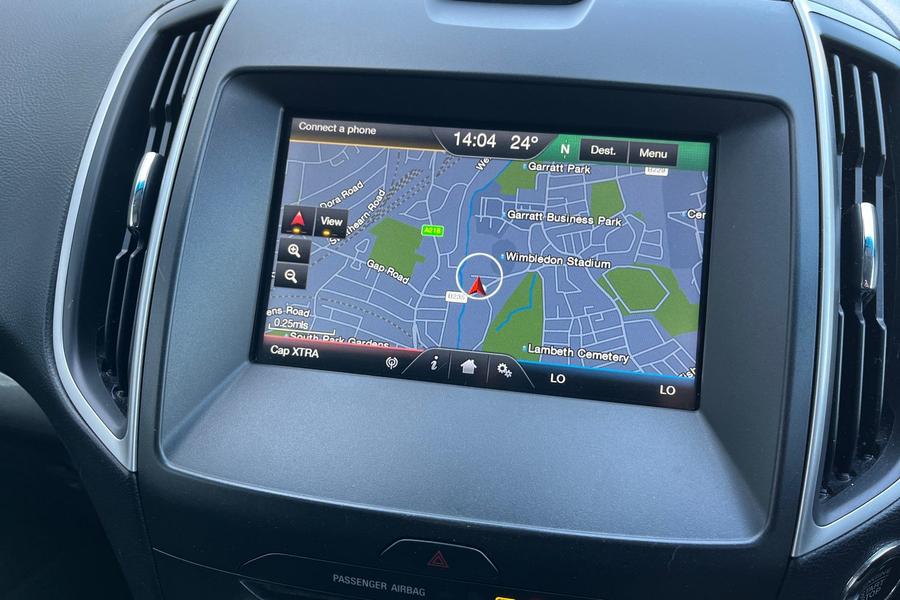 Ford EDGE Photo autoimg-98de66c8389917947b555c79b4416fe5572ab58e.jpg