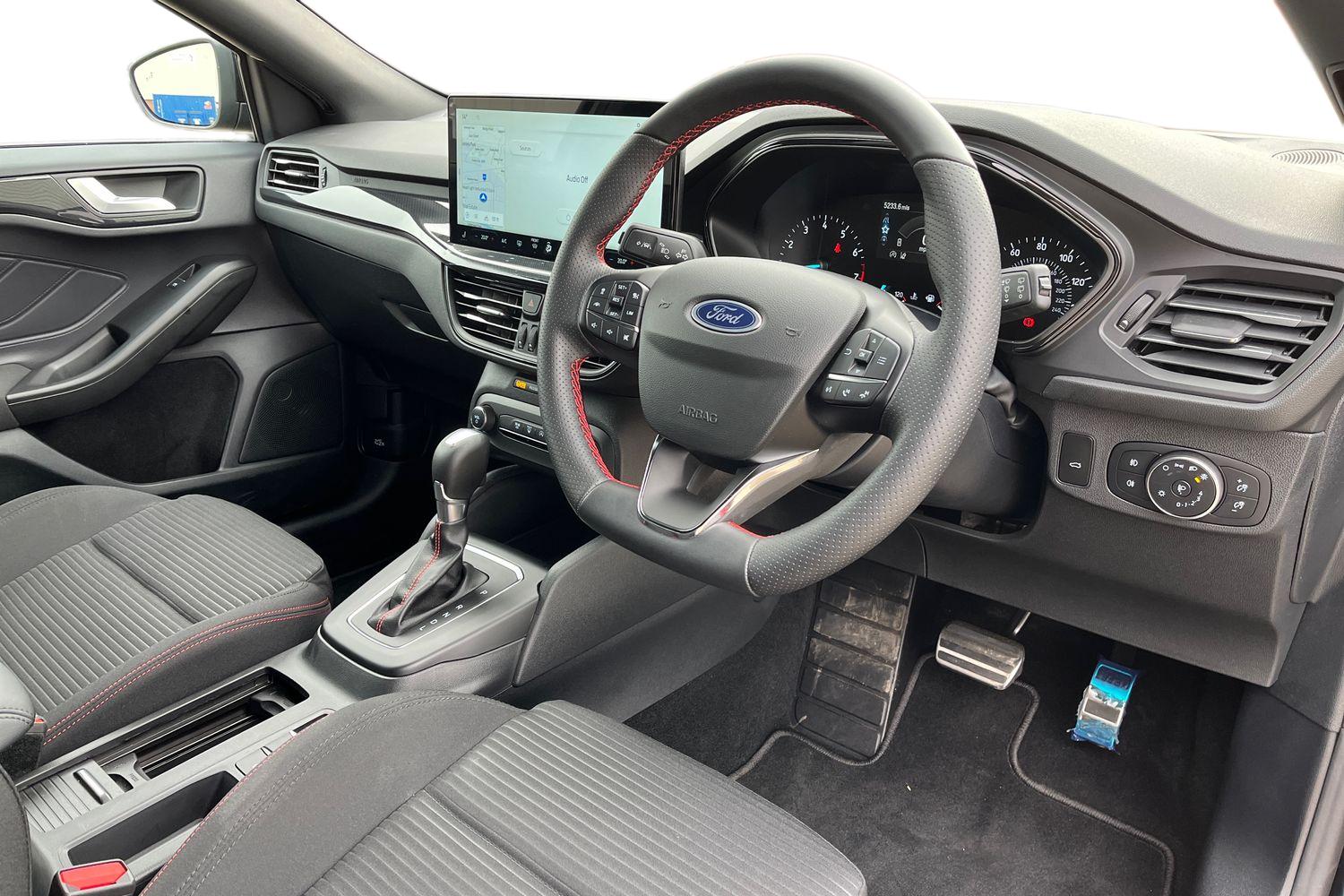 Ford Focus Photo 8