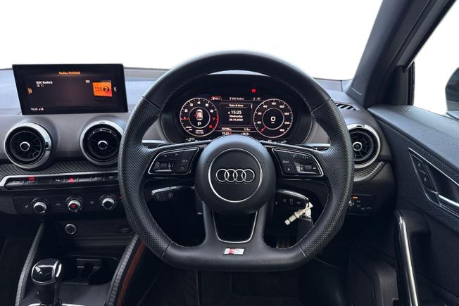 Audi Q2 Photo 12