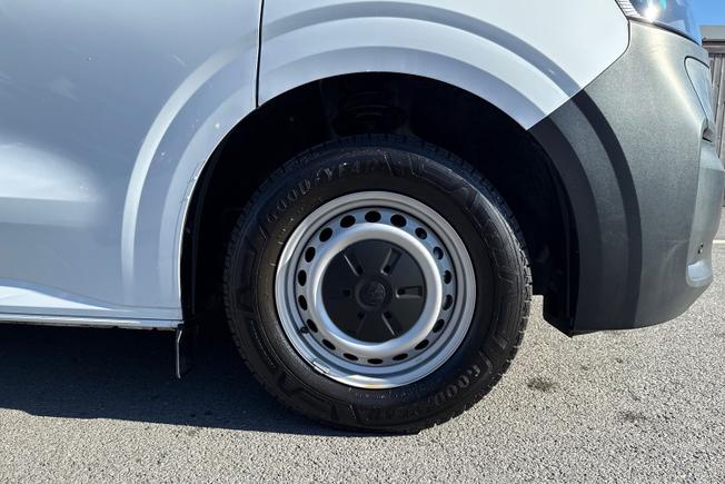 VOLKSWAGEN e-Transporter Photo 5