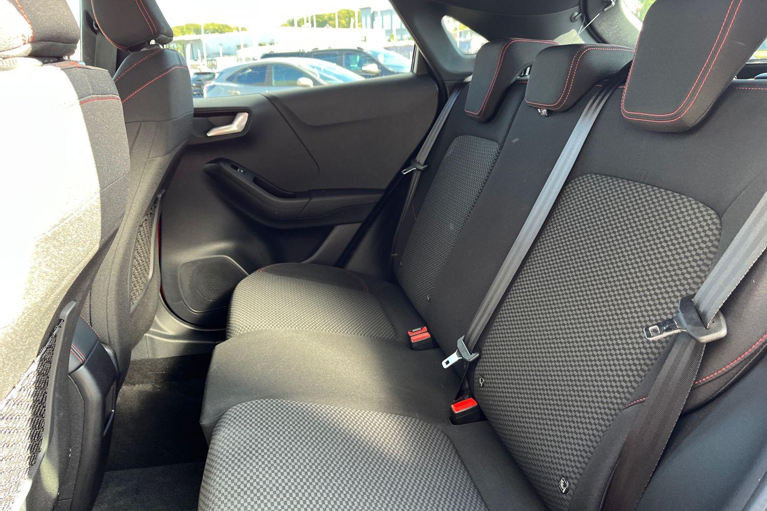 Ford PUMA Photo 19
