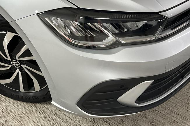 VOLKSWAGEN Polo Photo 19