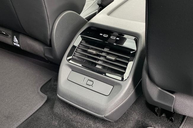 VOLKSWAGEN Id.5 Photo 29