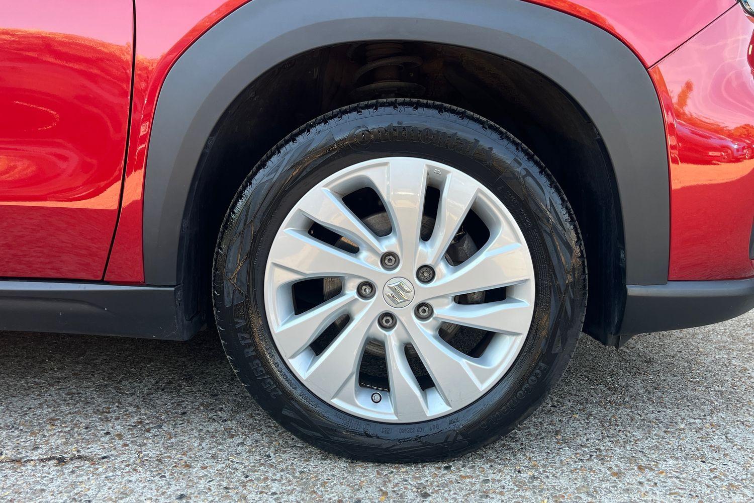 Suzuki S-Cross Photo 7