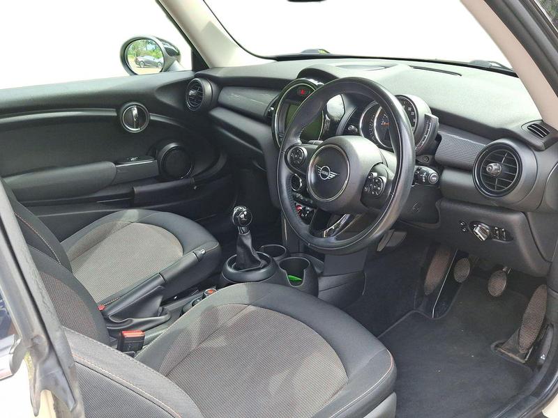 Used MINI Hatch SC18FSK 10
