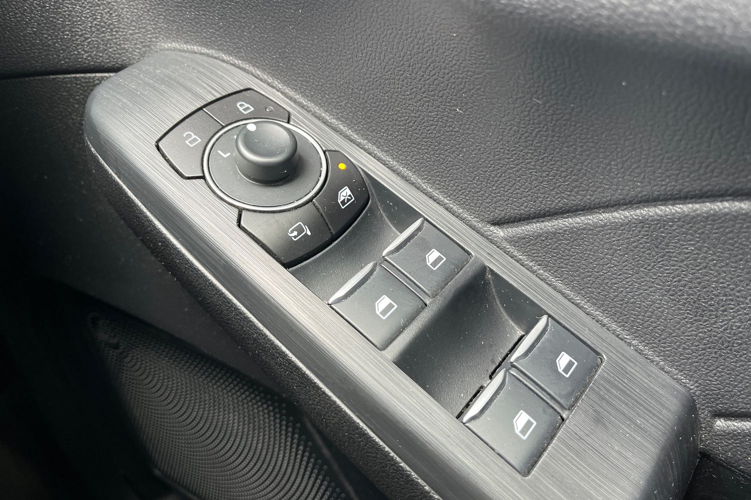 Ford KUGA Photo 15
