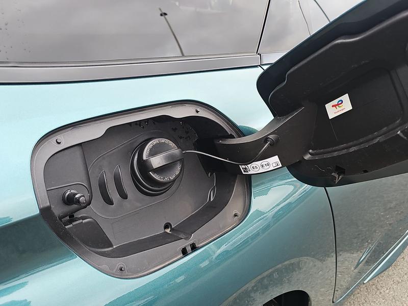 Used Peugeot 308 SW KM25PXR 31