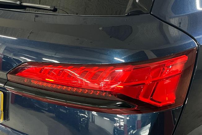 Audi Q7 Photo 18