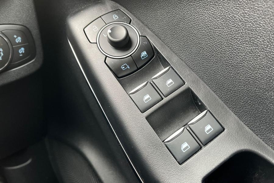 Ford PUMA Photo autoimg-98f6d857f03de199e211f536262142c476d59324.jpg