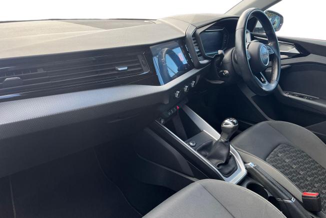 AUDI A1 Photo 2
