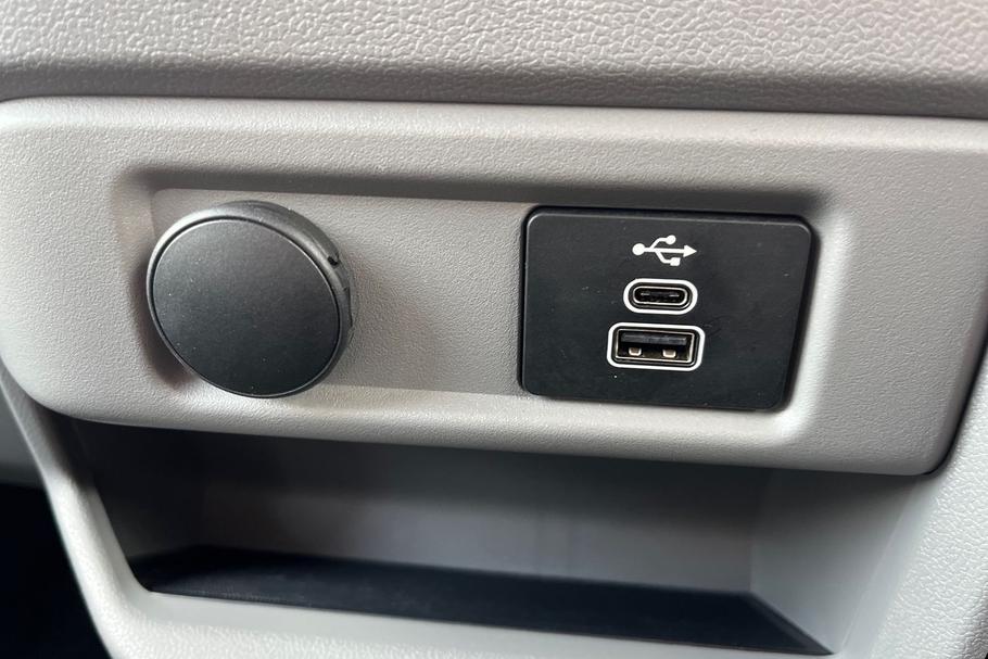 Used Ford TRANSIT CUSTOM WP75CNZ 27