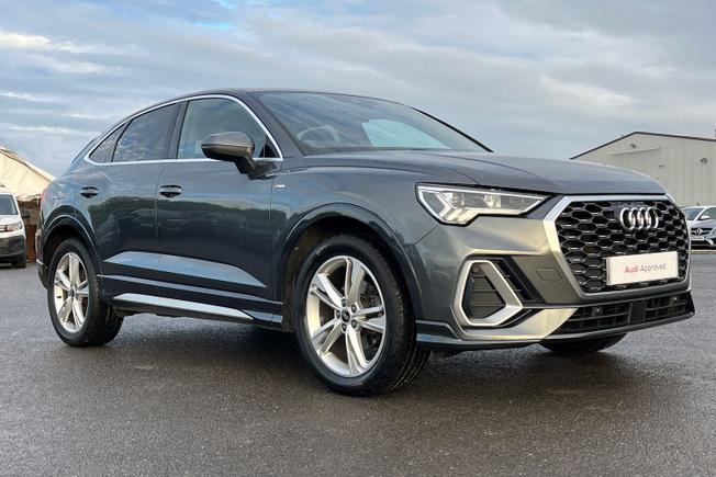 AUDI Q3 Photo 59