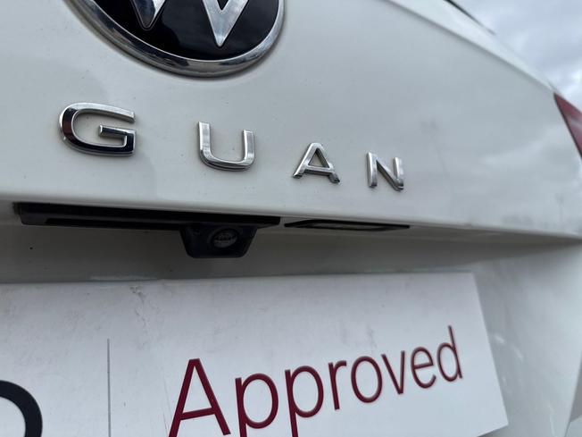 VOLKSWAGEN Tiguan Photo 23