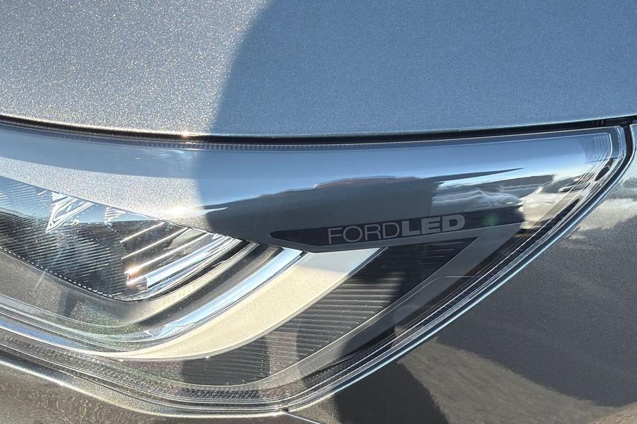 Ford FOCUS Photo autoimg-9902c69539e05e7cfa858a989c691122cfc3e5c0.jpg