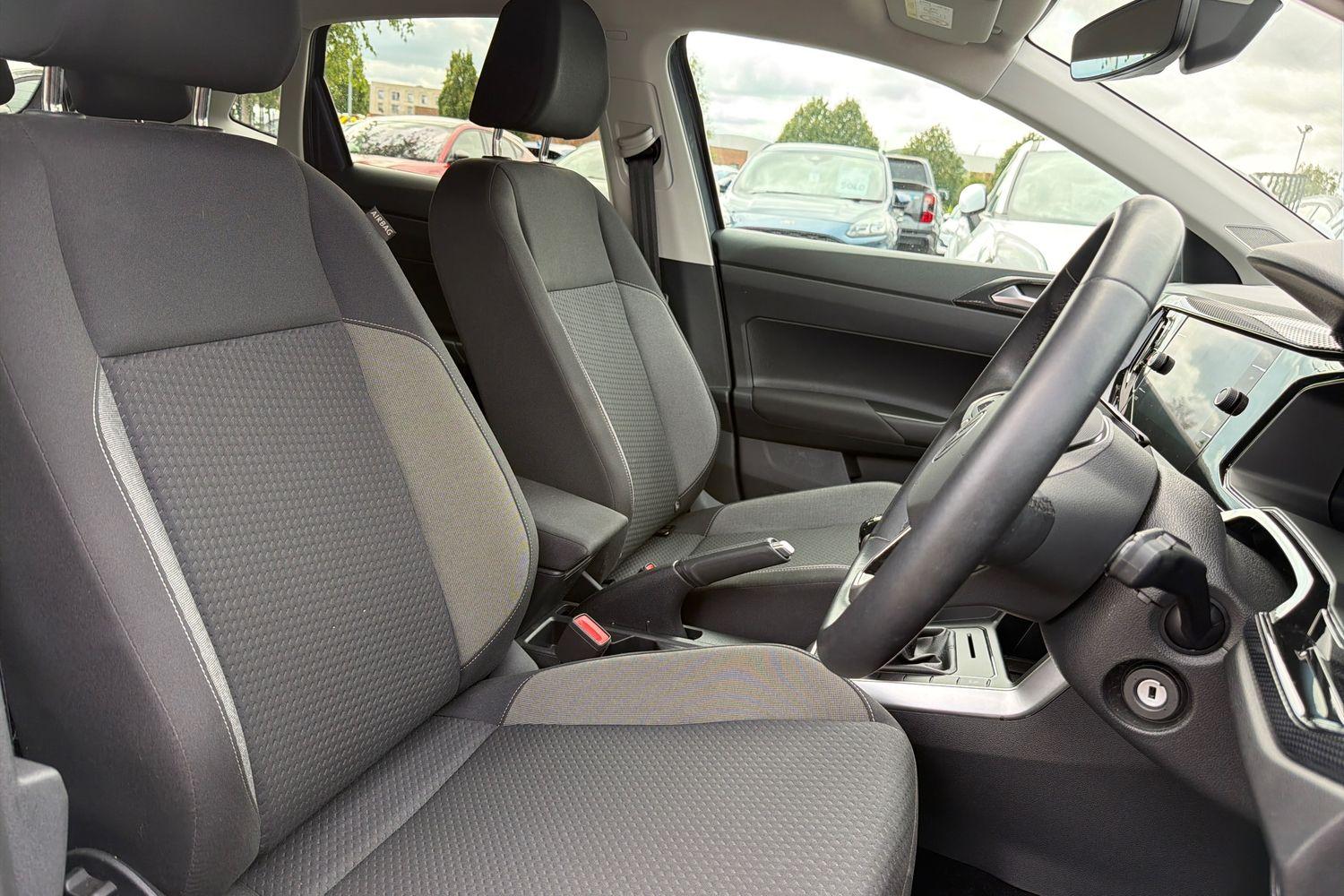 Volkswagen POLO Photo 16