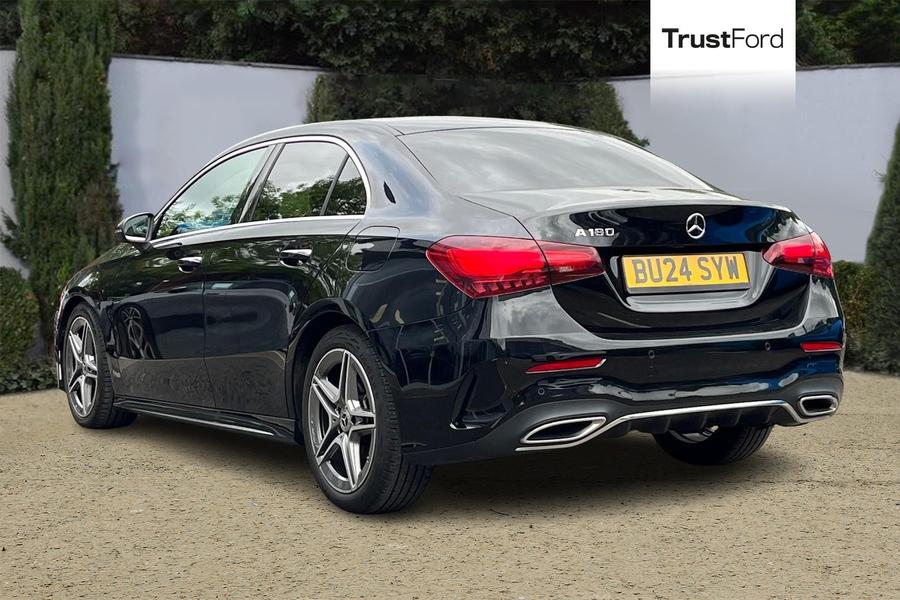 Mercedes-Benz A Class Photo autoimg-9904fe7a30144d7a80edafc8079bae5cc7040f4a.jpg