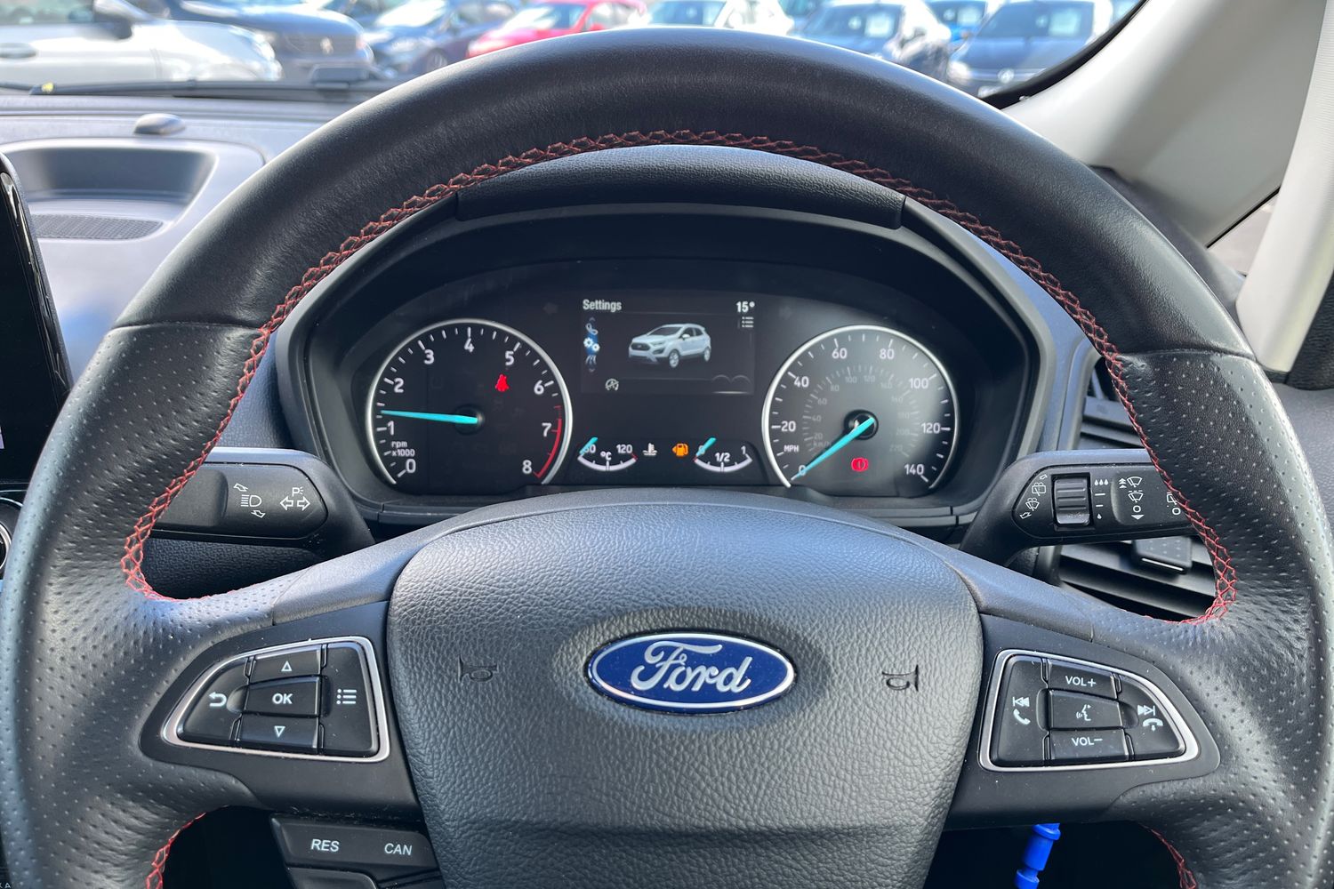 Ford EcoSport Photo 11
