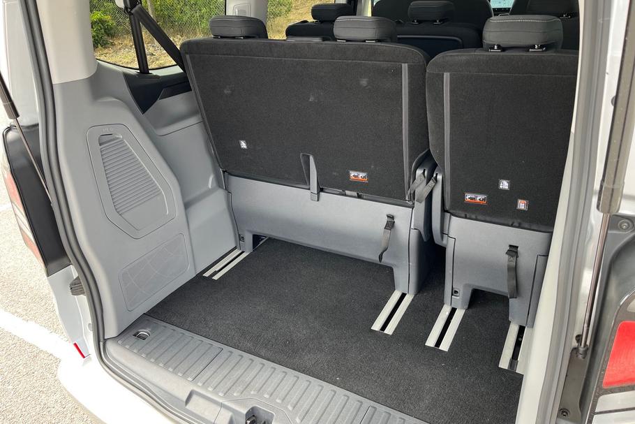 Used Ford TOURNEO CUSTOM WN26TWF 4