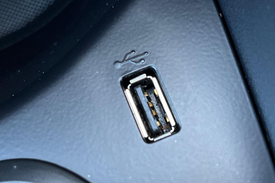 Ford FIESTA Photo autoimg-990cbf768f67762f2c726fb2169a59d5a540cd9b.jpg