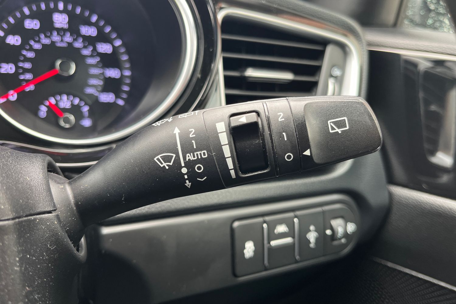 Kia CEED Photo 14