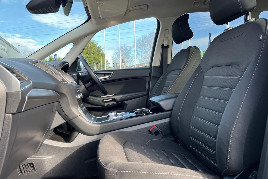 Ford GALAXY Photo autoimg-9911a8503ef6f980e66fb6648db9a250e06f5839.jpg