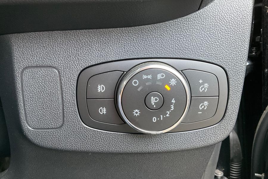 Ford PUMA Photo autoimg-9913ec5302e489f8ea0476a9e53b99dd08d62085.jpg
