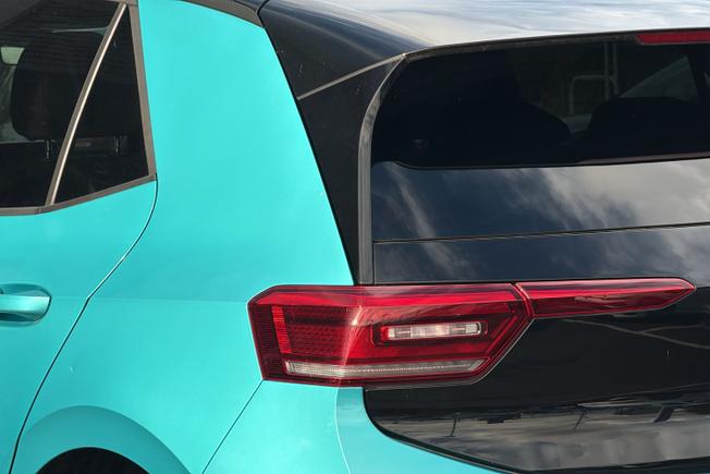VOLKSWAGEN ID.3 Photo 48