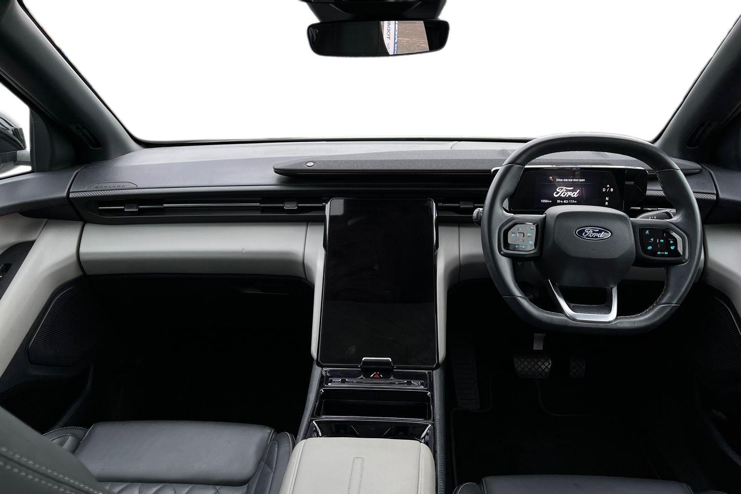 Ford Explorer Photo 9