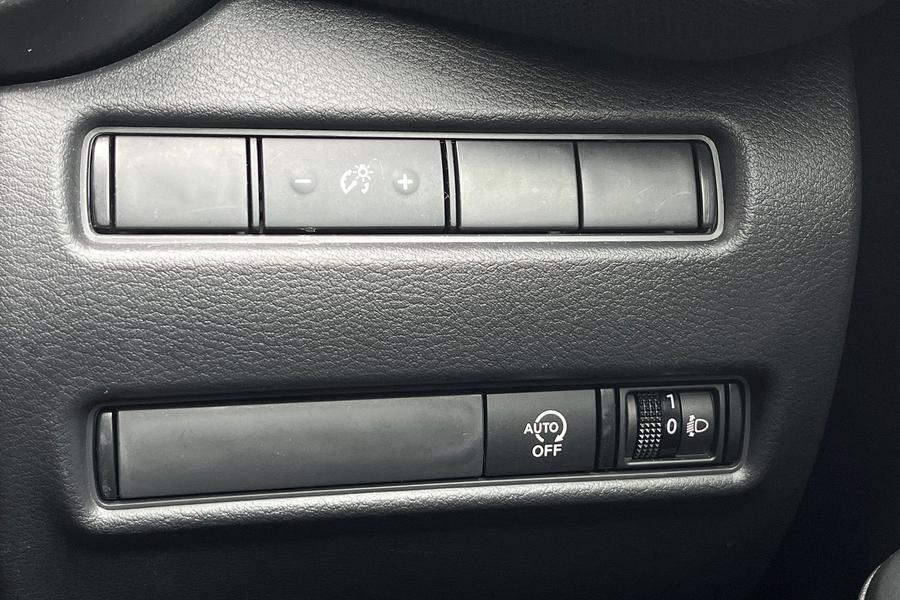 Nissan Juke Photo autoimg-99189f575bacf21b5b3b6691a06150f778f7463d.jpg
