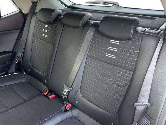 KIA Stonic Photo 9