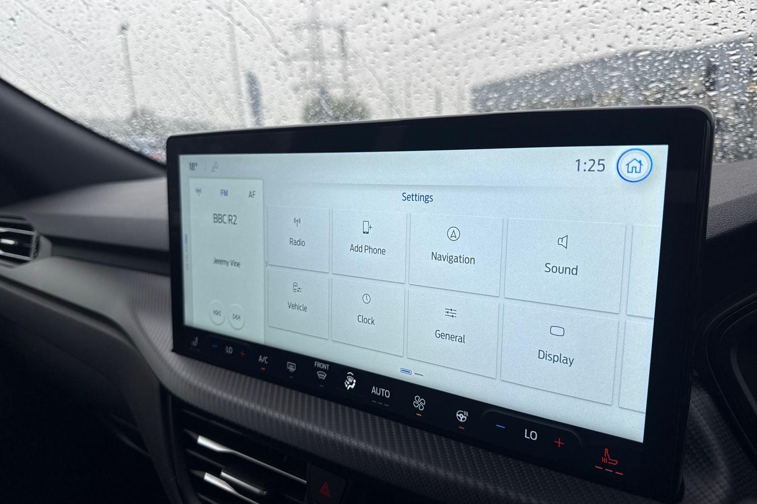 Ford KUGA Photo 26