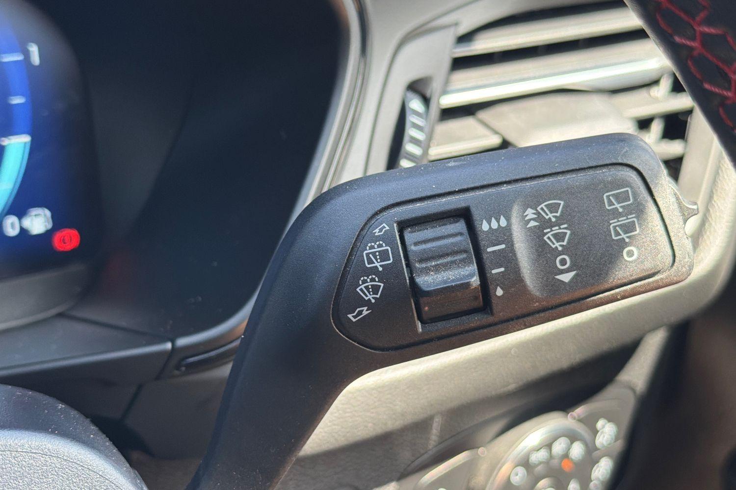 Ford FOCUS Photo 14