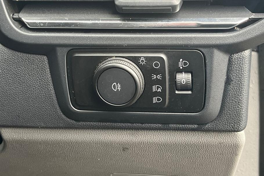 Used FORD TRANSIT CUSTOM WN75OEO 38