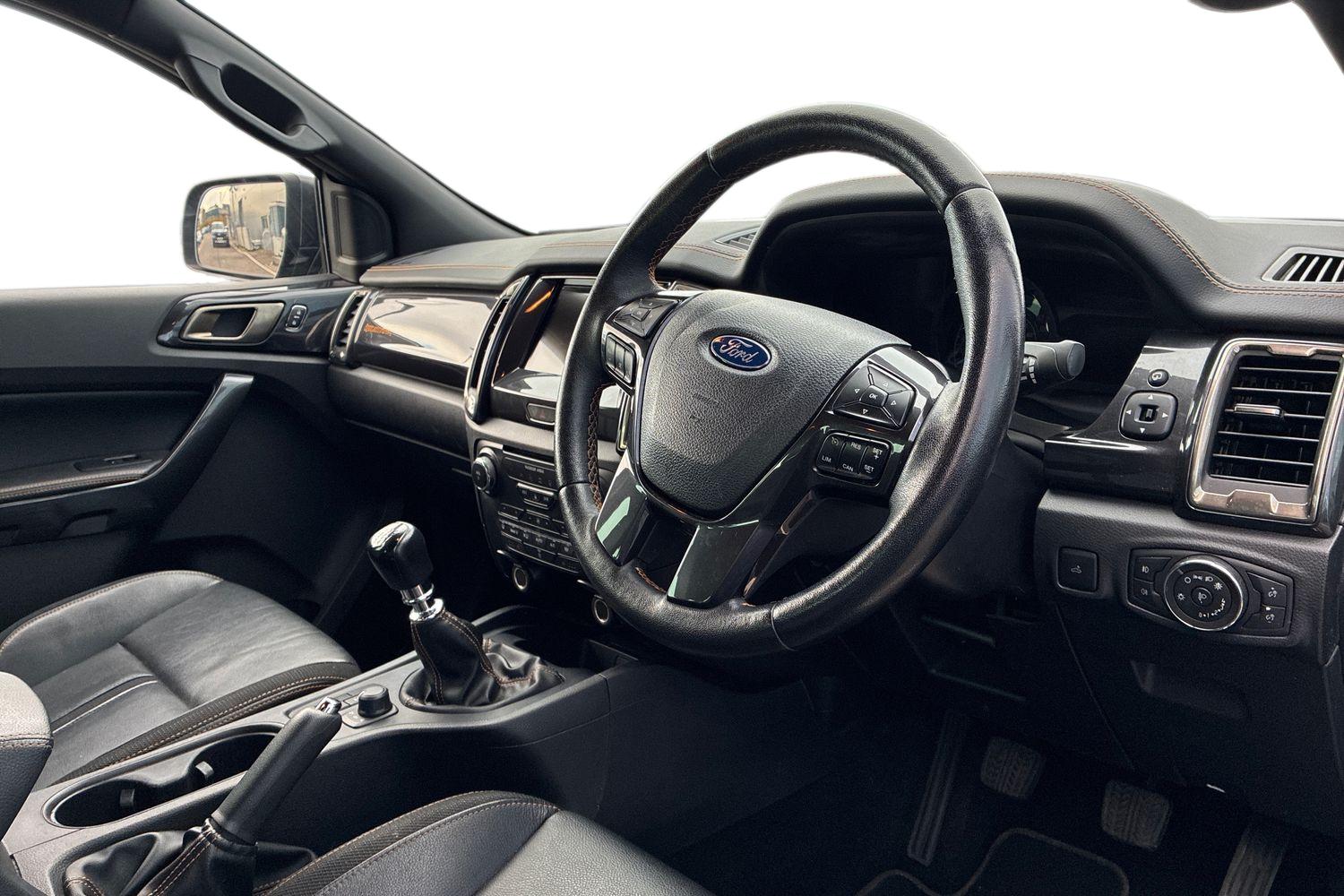 Ford RANGER Photo 13