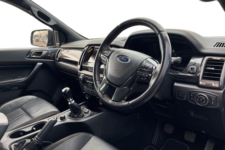 Ford RANGER Photo autoimg-992dacf68f2df30d329879c01c7b594dfe132a81.jpg