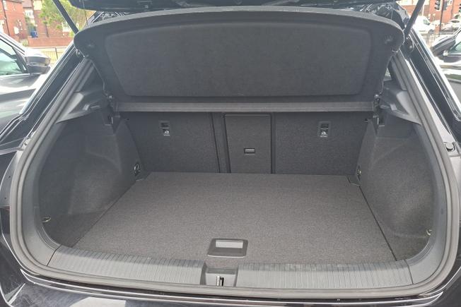VOLKSWAGEN T-Roc Photo 12