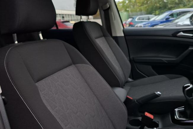 Volkswagen T-Cross Photo 27