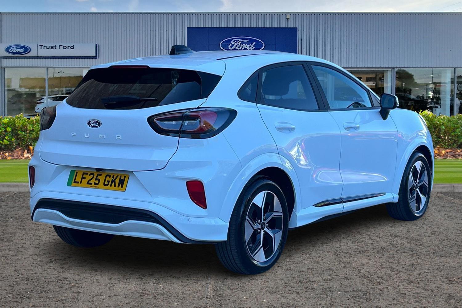 Ford PUMA Photo 3