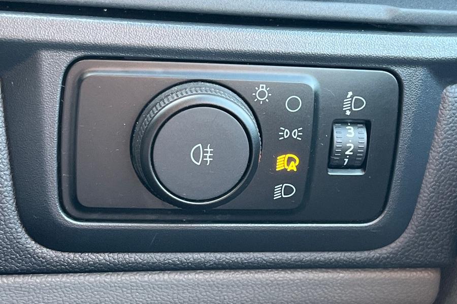 Ford TRANSIT CUSTOM Photo autoimg-9932c6cbb3b8c42cd15ed8c9f35c1657590c8a20.jpg