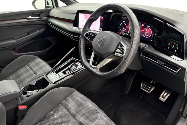 VOLKSWAGEN Golf Photo 6