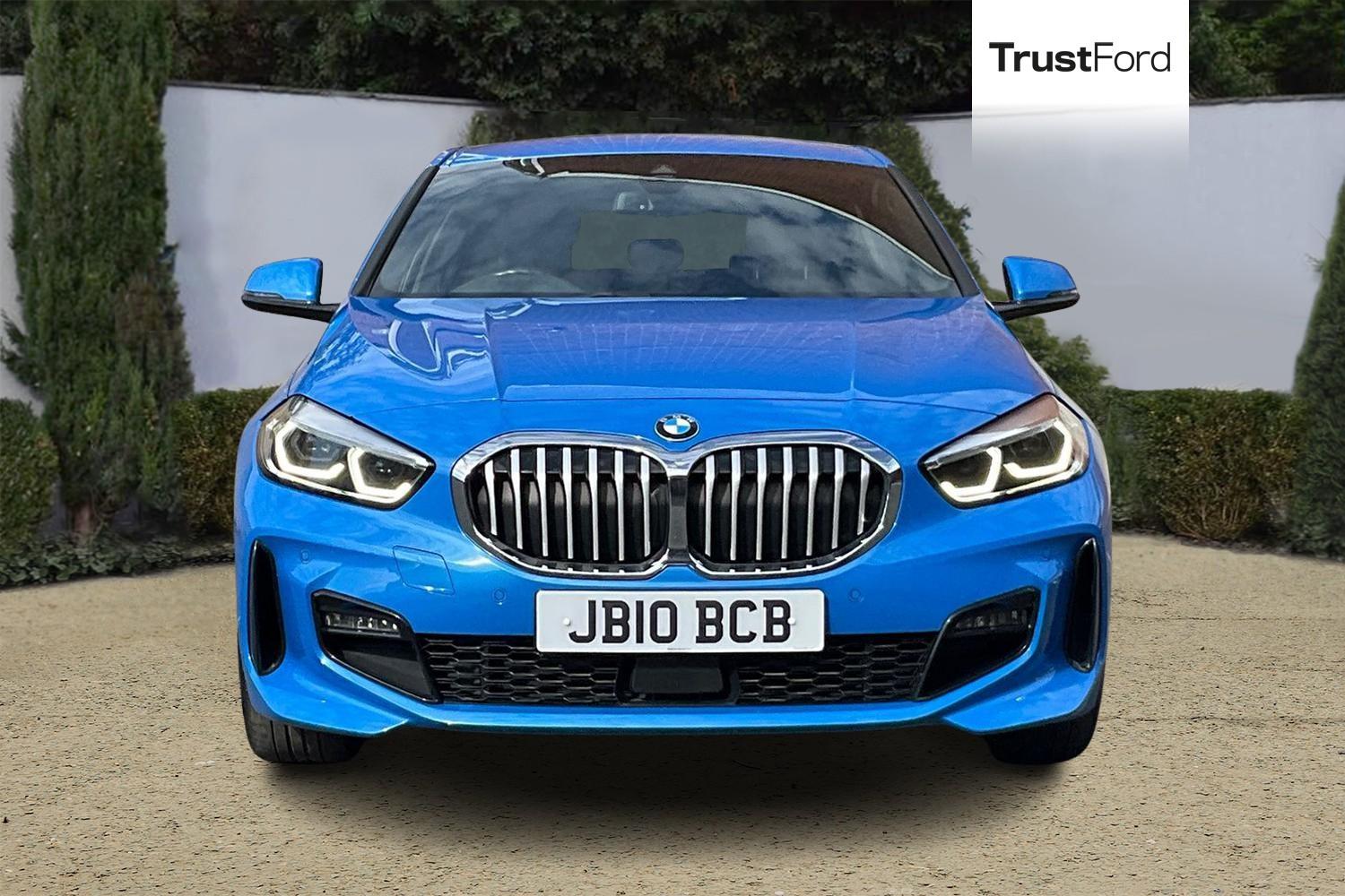 BMW 1 SERIES Photo 5