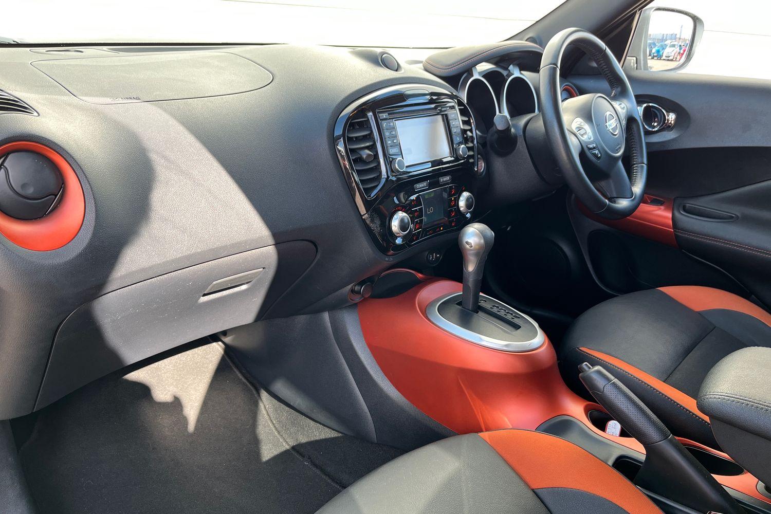 Nissan JUKE Photo 17