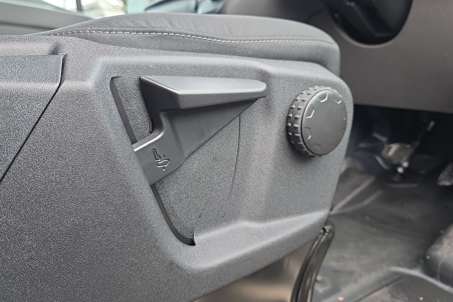 Ford E-TRANSIT Photo 29