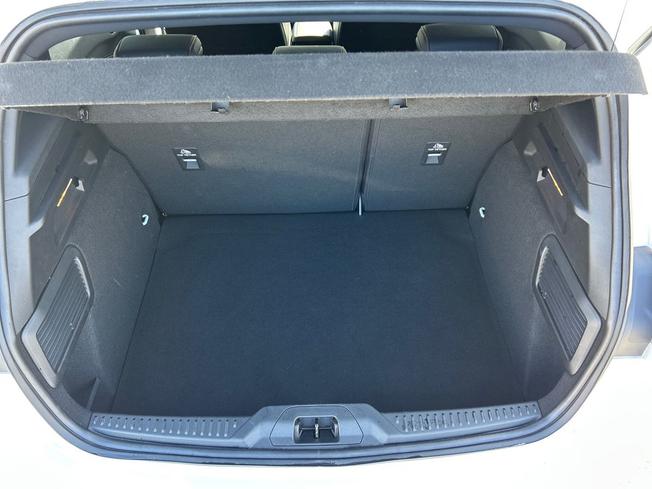 Ford Focus Photo 12