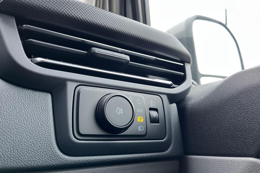 Used FORD E-TRANSIT CUSTOM EF75LKD 19