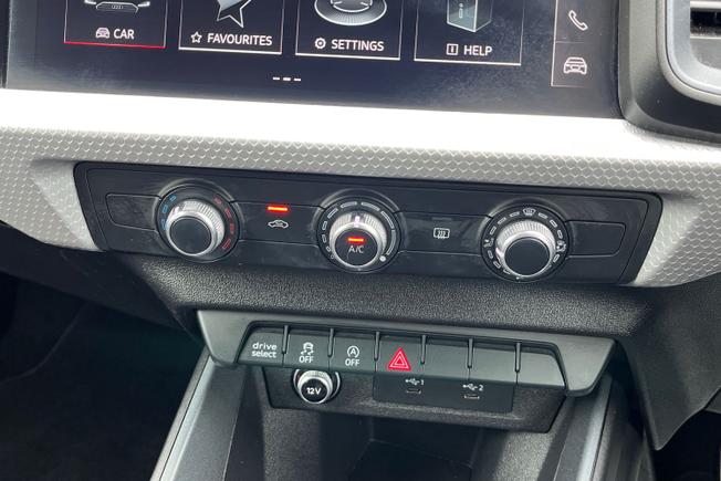 AUDI A1 Photo 43