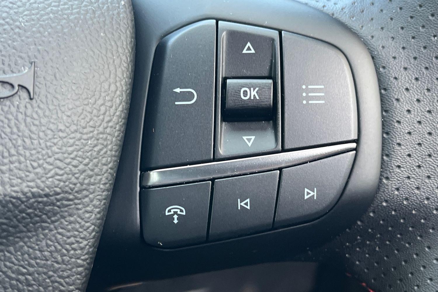 Ford KUGA Photo 27