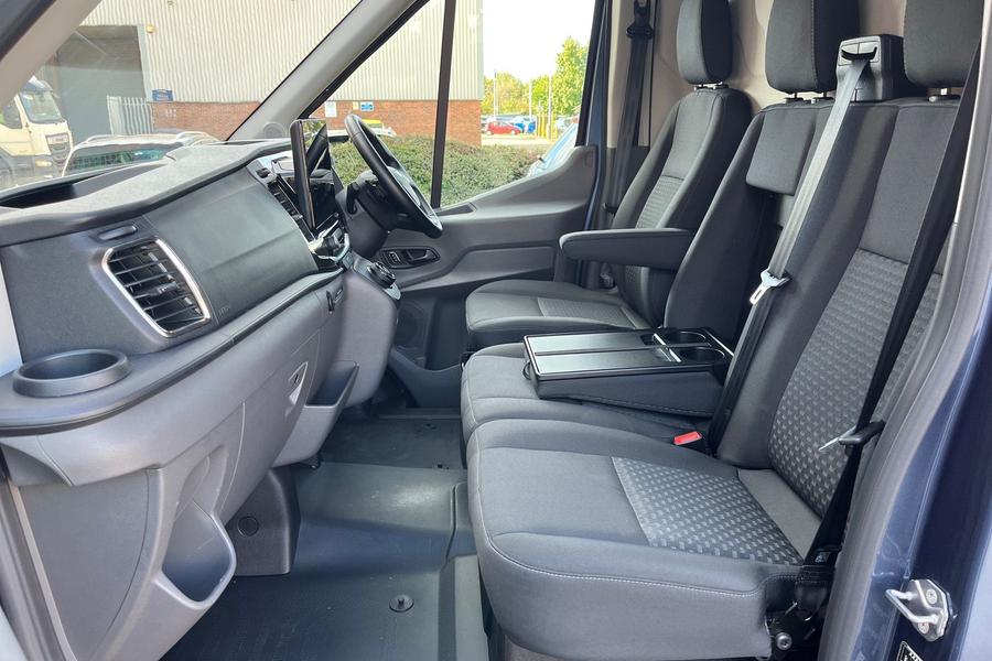 Ford TRANSIT Photo autoimg-9955146270f245f4eddc80bbda917b7683ab4a59.jpg