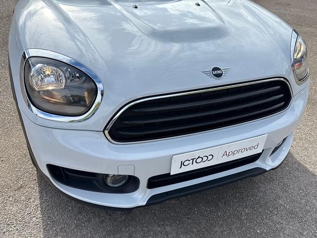 MINI Countryman Photo 29