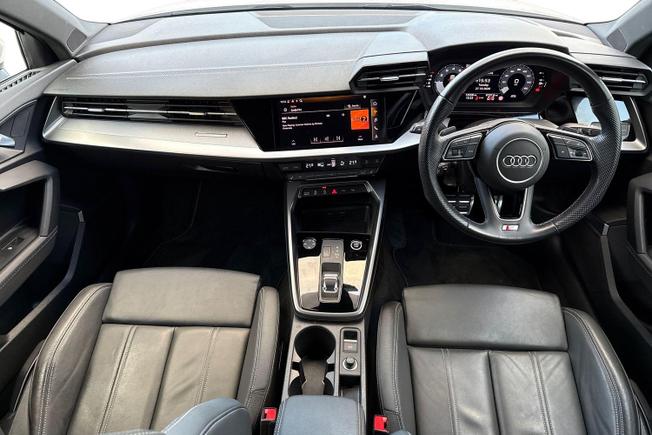 AUDI A3 Photo 11